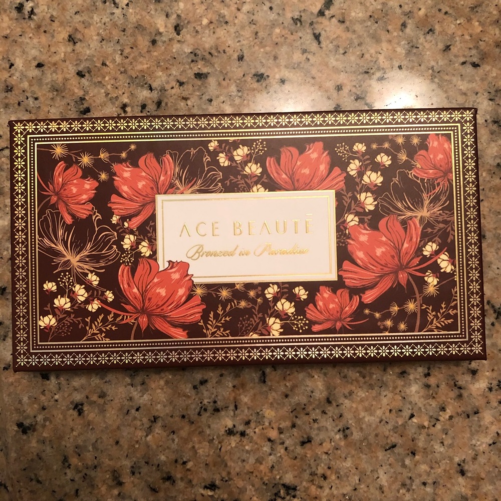 ACE BEAUTÉ / BRONZED IN PARADISE PALETTE